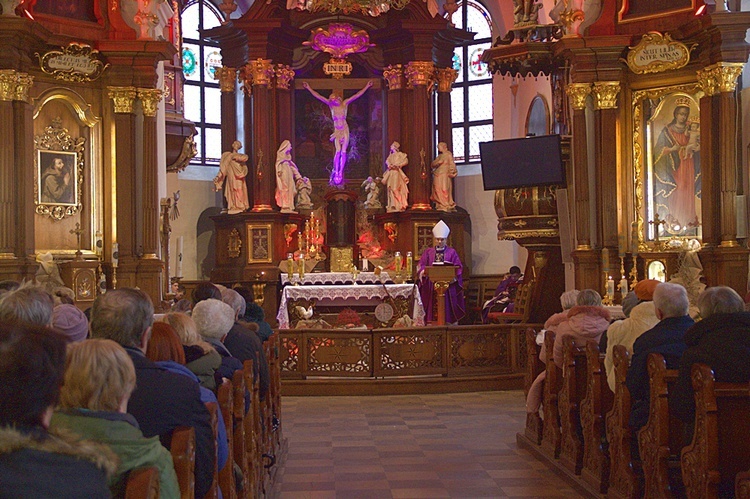 Pierwsza Droga Krzyżowa w archidiecezji gdańskiej