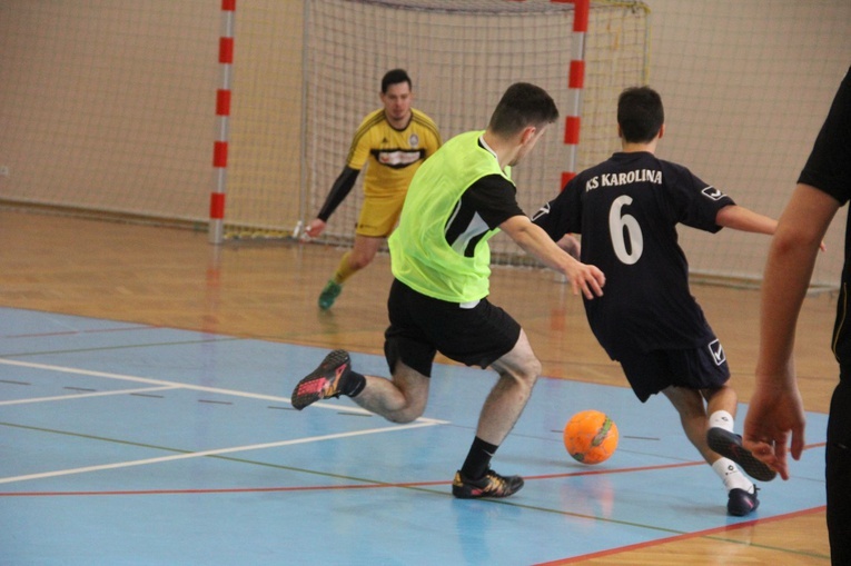 Ciężkowice. Finał XX Turnieju Piłki Halowej KSM DT