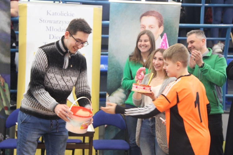 Ciężkowice. Finał XX Turnieju Piłki Halowej KSM DT