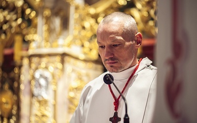 Podczas liturgii  w parafii pw. św. Józefa Oblubieńca NMP  w Świdnicy.