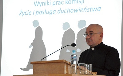 ▲	Rezultaty pracy przedstawił ks. Dariusz Mazurkiewicz na lutowych Paradyskich Dniach Duszpasterskich.