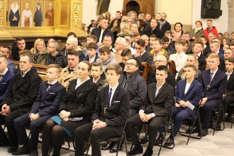 Tarnów - katedra. Bierzmowanie 2020