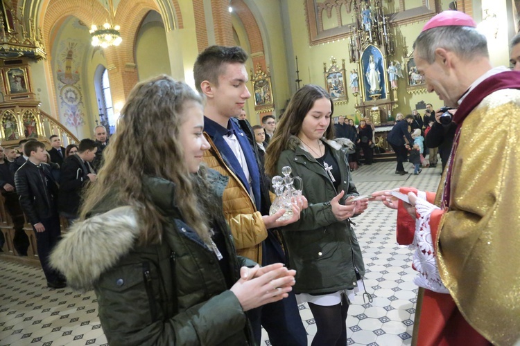 Bierzmowanie u Świętej Rodziny w Tarnowie