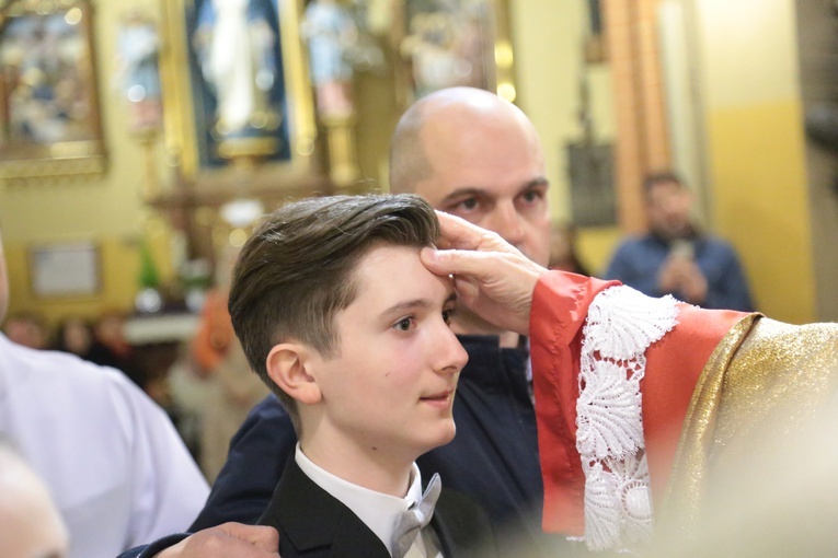 Bierzmowanie u Świętej Rodziny w Tarnowie