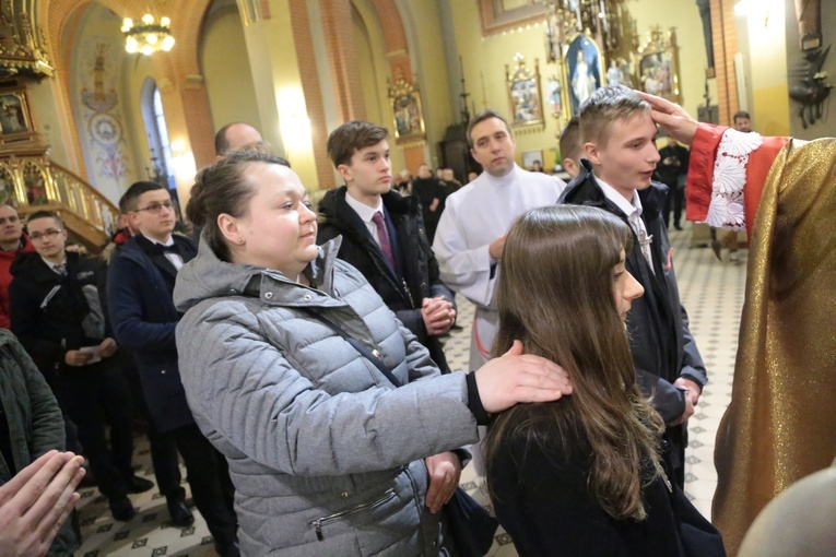Bierzmowanie u Świętej Rodziny w Tarnowie
