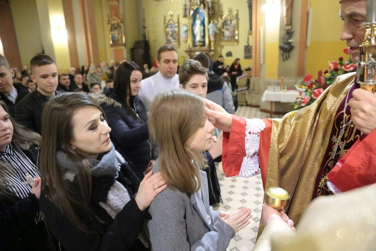 Bierzmowanie u Świętej Rodziny w Tarnowie