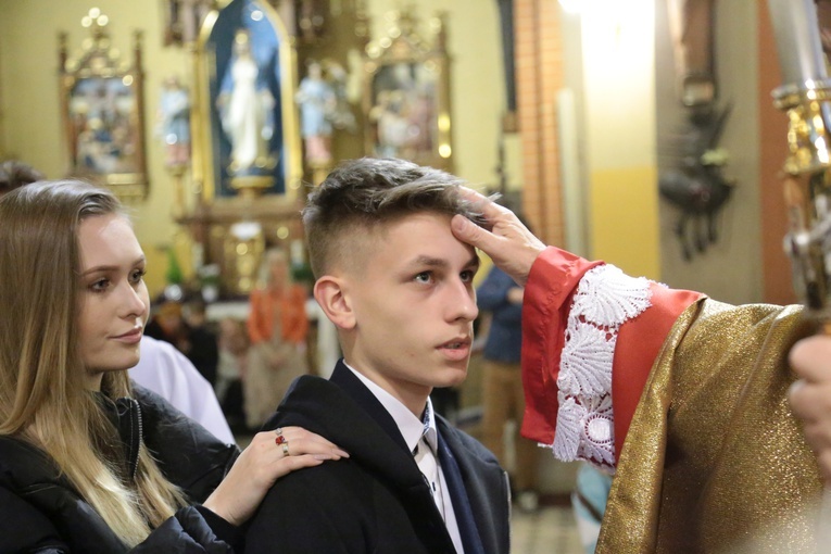 Bierzmowanie u Świętej Rodziny w Tarnowie