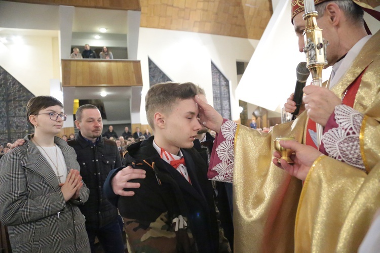 Bierzmowanie w par. Miłosierdzia Bożego