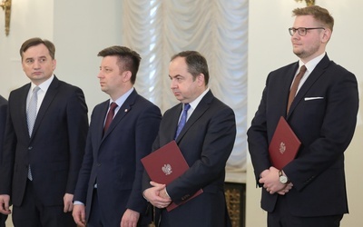 Konrad Szymański powołany na ministra ds UE, a Michał Woś na ministra środowiska