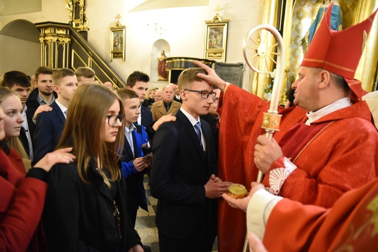 Bierzmowanie w Nowym Wiśniczu