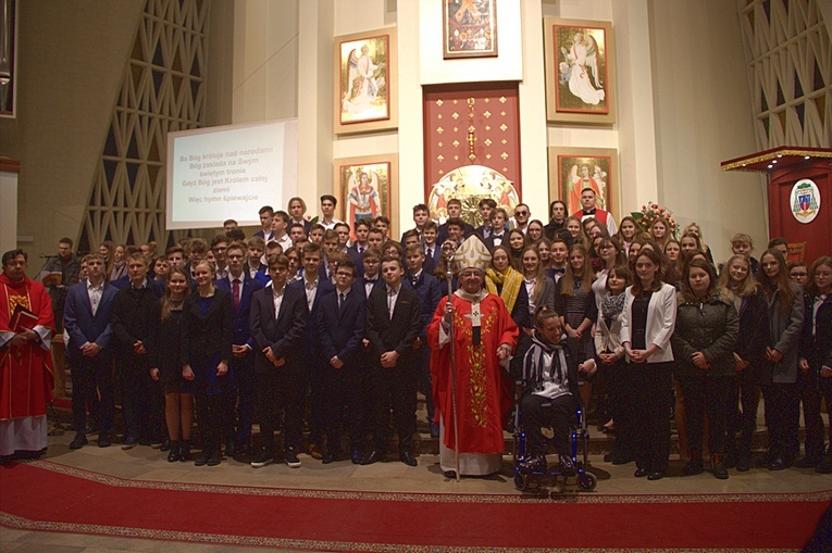 Uroczystość bierzmowania w Gdańsku-Osowej