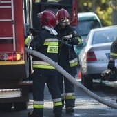 Śląskie. Ćwiczenia strażaków na wypadek epidemii koronawirusa. Do czego służą specjalne namioty?