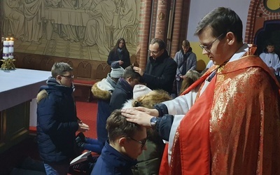 Celebracja na zakończenie kolejnego kroku oazowego