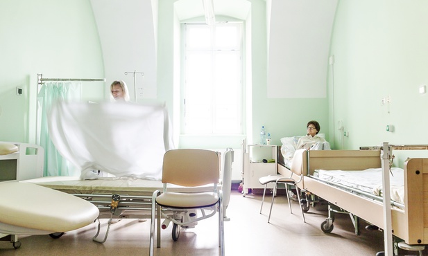 Koronawirus na Dolnym Śląsku. Kary za łamanie zakazu odwiedzin w szpitalach 