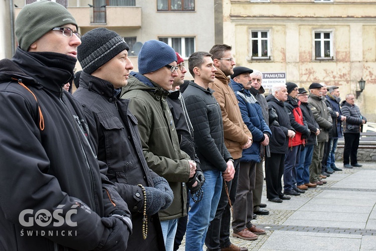 Męski Różaniec w Świdnicy - marzec