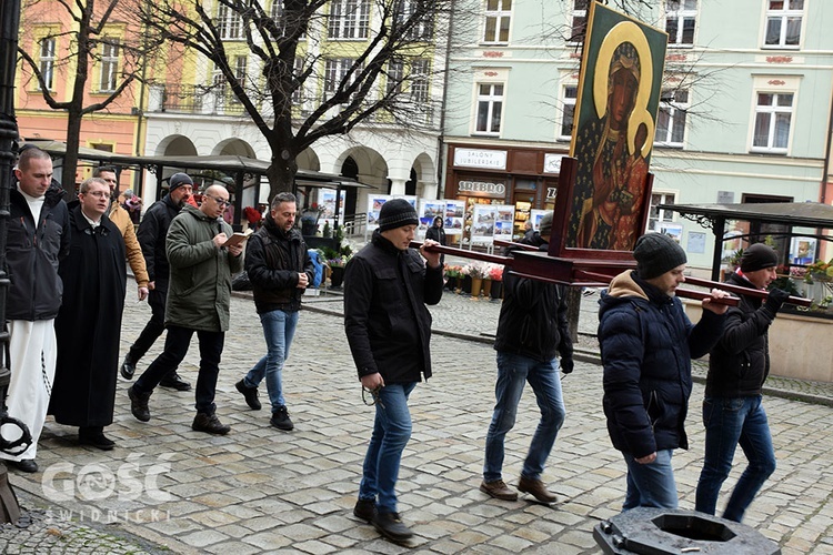 Męski Różaniec w Świdnicy - marzec