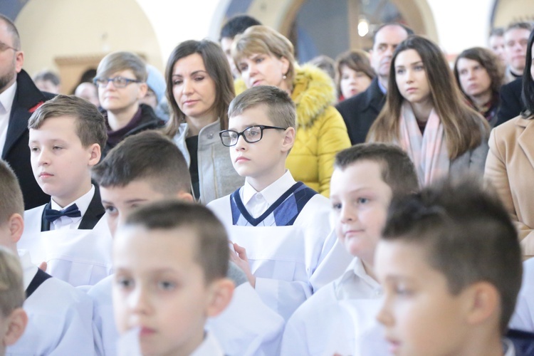 Nowi ministranci w Zbylitowskiej Górze