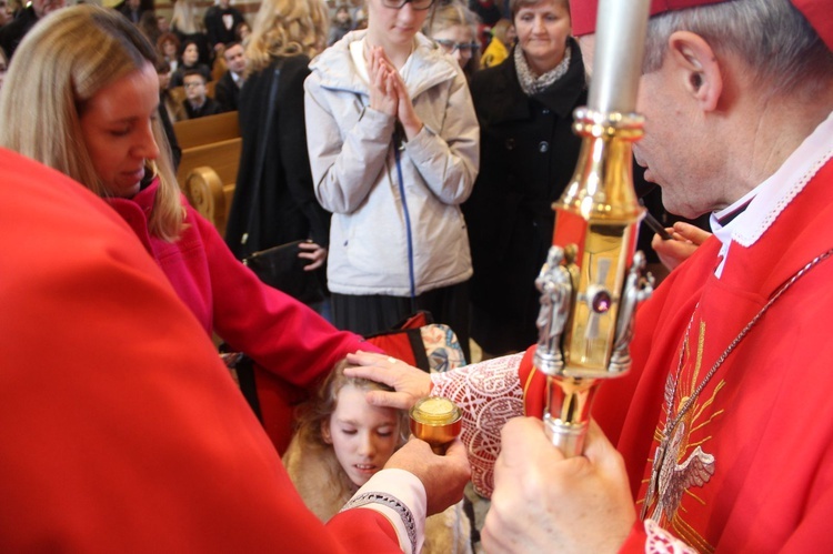 Bierzmowanie w parafii św. Jana Pawła II w Nowym Sączu