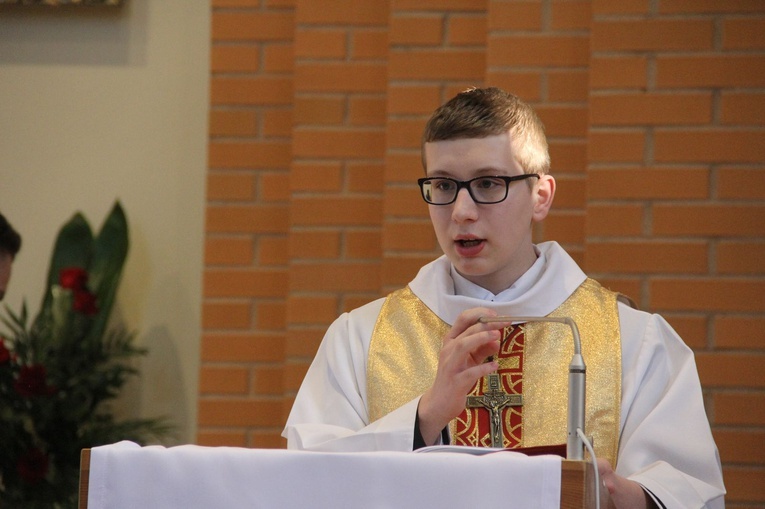 Bierzmowanie w parafii św. Jana Pawła II w Nowym Sączu