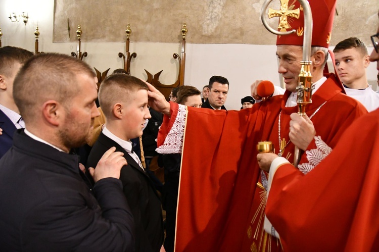 Bierzmowanie w sądeckiej bazylice