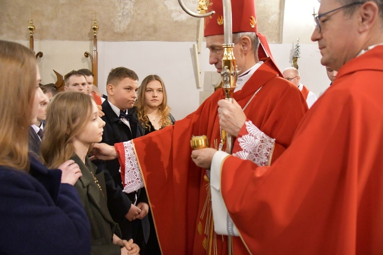 Bierzmowanie w sądeckiej bazylice