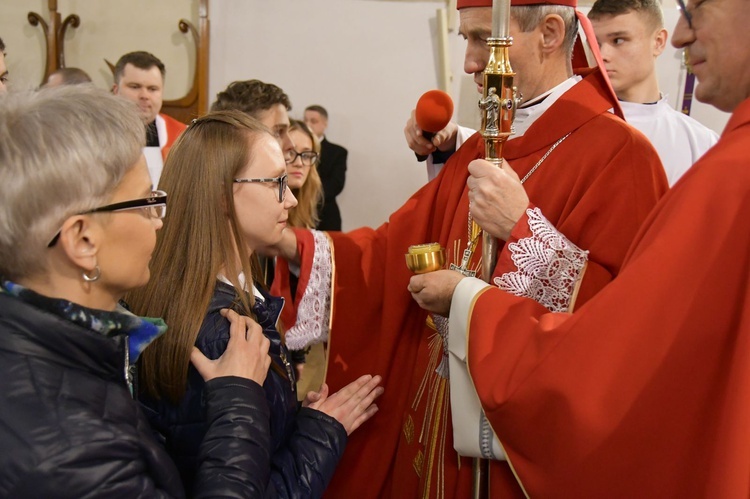 Bierzmowanie w sądeckiej bazylice