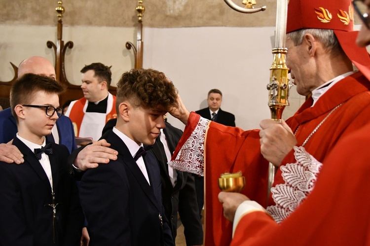 Bierzmowanie w sądeckiej bazylice