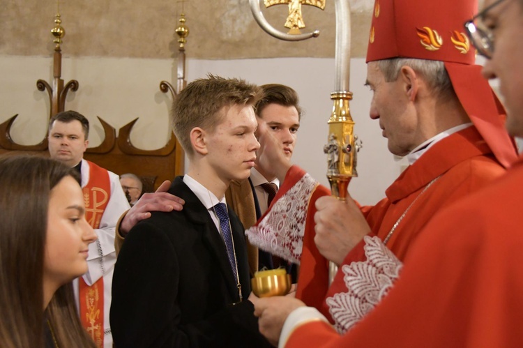 Bierzmowanie w sądeckiej bazylice