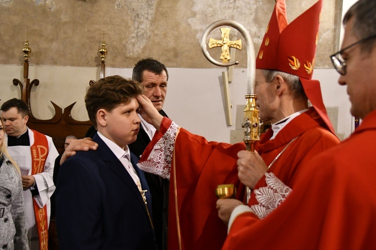 Bierzmowanie w sądeckiej bazylice