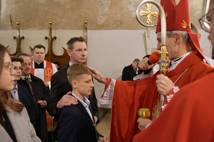 Bierzmowanie w sądeckiej bazylice