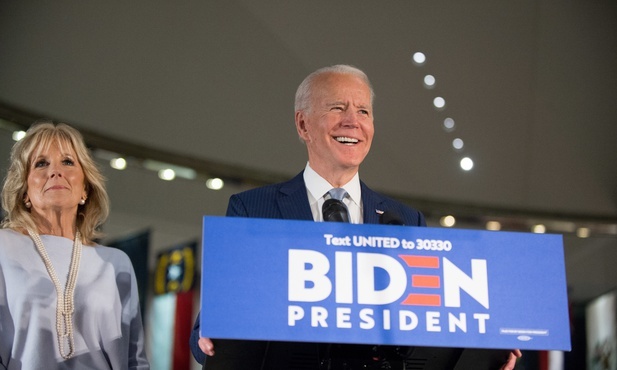Biden bliżej nominacji Demokratów po kolejnych prawyborach