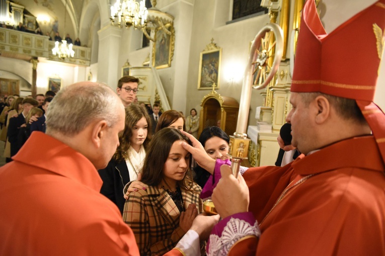 Bierzmowanie w Tymbarku