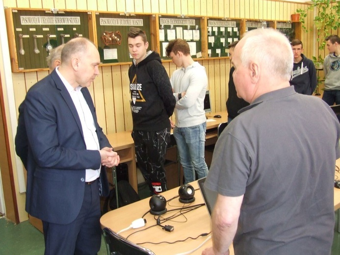 Technikum w folderze