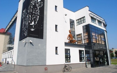 Janowski Ośrodek Kultury jest zamknięty do odwołania.
