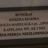 Przekazanie ryngrafu ks. mjr. Rudolfa Marszałka parafii w Bystrej Krakowskiej