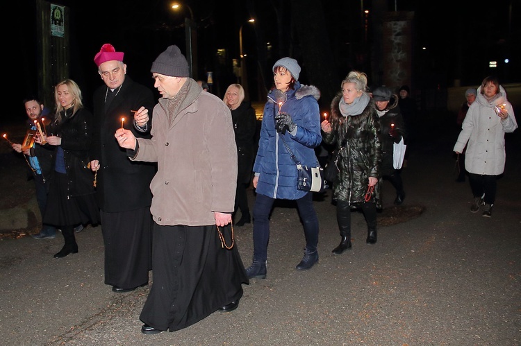 Pielgrzymka na Górę Chełmską o oddalenie pandemii