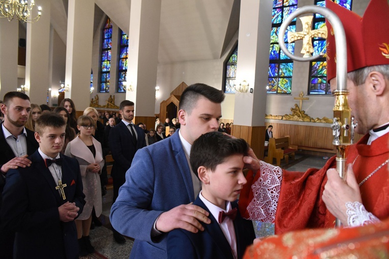 Bierzmowanie w Wielogłowach