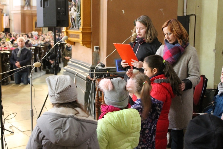 Świątynia, katecheza i kino