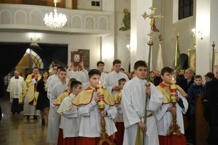 Święci w Książnicach