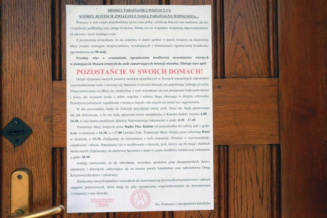 Radom: Pusto w kościołach i na ulicach