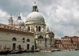 Koronawirus: Burmistrz Wenecji zawierzył miasto Maryi