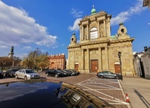 70 tys. osób obejrzało transmisję niedzielnej Mszy św. z kościoła seminaryjnego w Warszawie