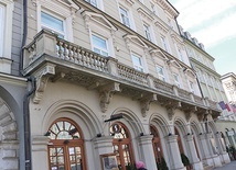 Dzieje dobrego adresu