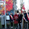 ▲	Podczas uroczystości odsłonięto tabliczkę z nazwą ulicy.