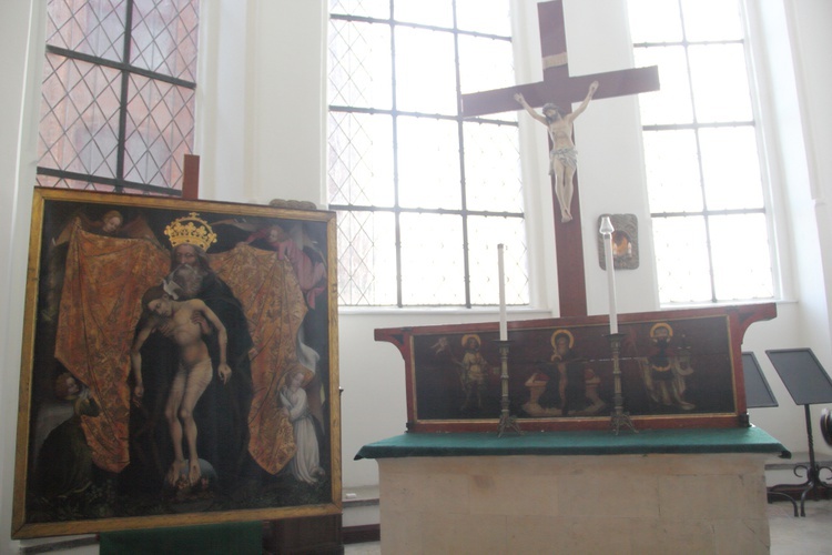 Powrót ołtarza do bazyliki Mariackiej w Gdańsku