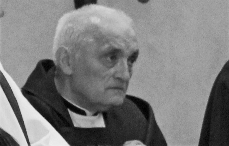 Śp. ks. Józef Leśny (1935-2020).