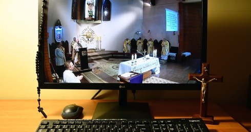 Bp Dajczak: W tym trudnym momencie, mocą Boga, można przerosnąć siebie