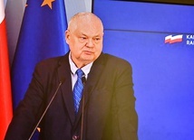 Glapiński: NBP działa, by przejściowy szok nie zmienił się w kryzys