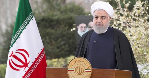 Iran wzywa do zniesienia sankcji z powodu Covid-19, USA nakładają kolejne