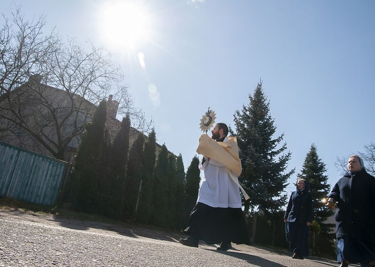 Procesja w Skrzatuszu